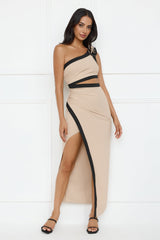 Trendsetter Mode One Shoulder Maxi Dress Beige