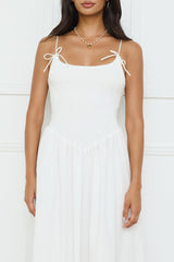 Pretty Willow Maxi Dress White