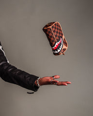 HENNYVILLE POUCH