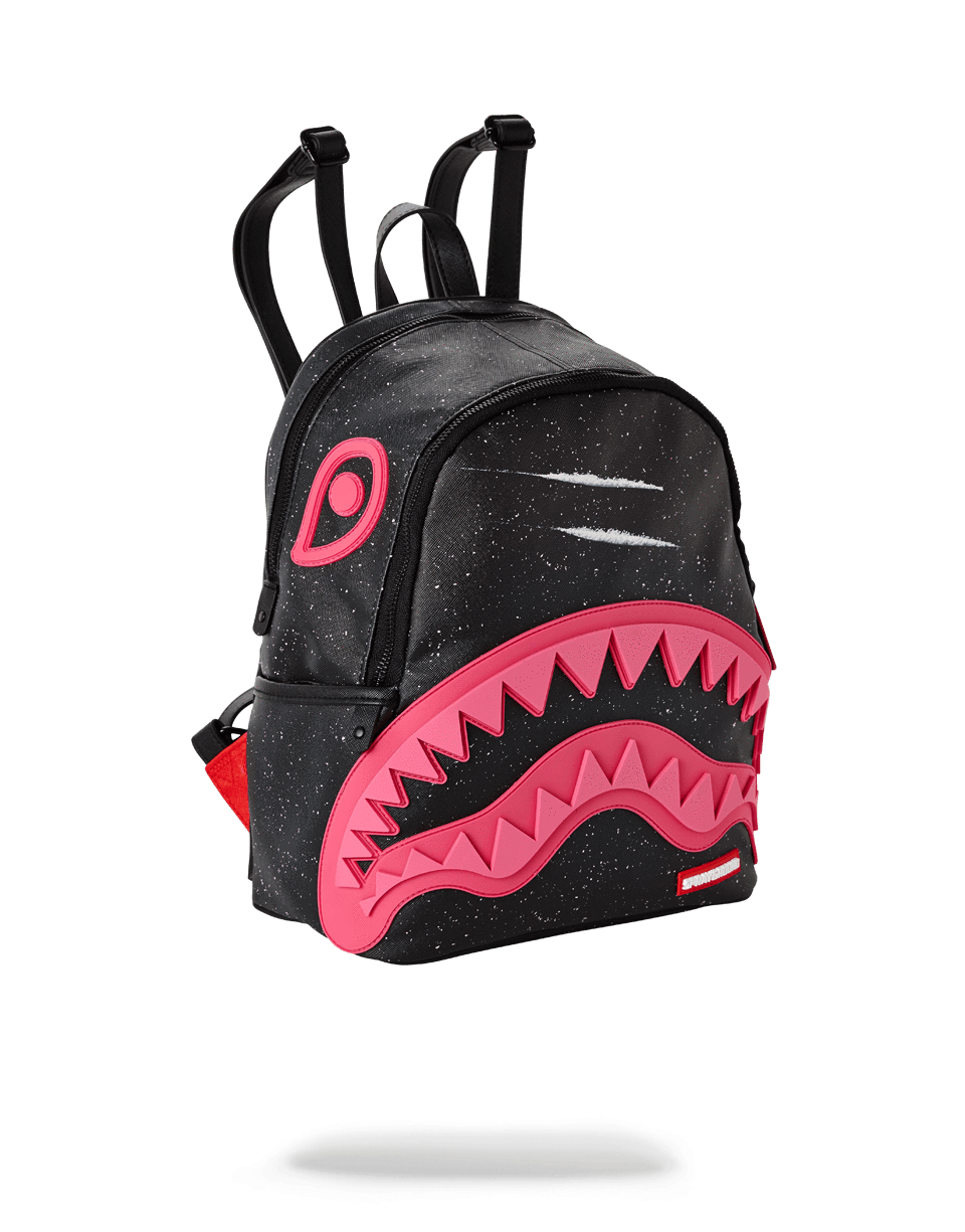PARTY SHARK SAVAGE