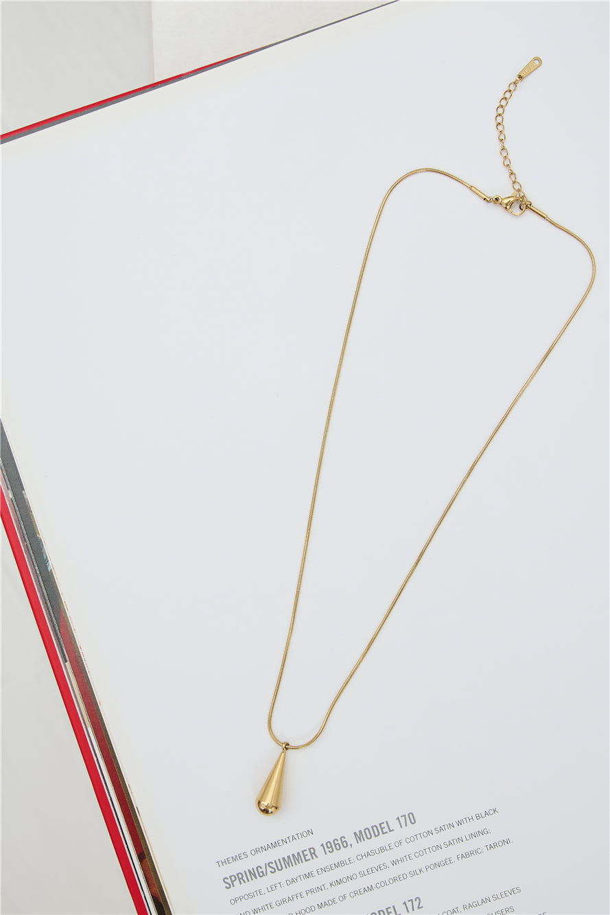 Princess In Power Necklace Gold