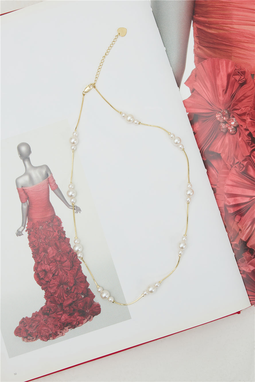 Precious Pearl Necklace Gold