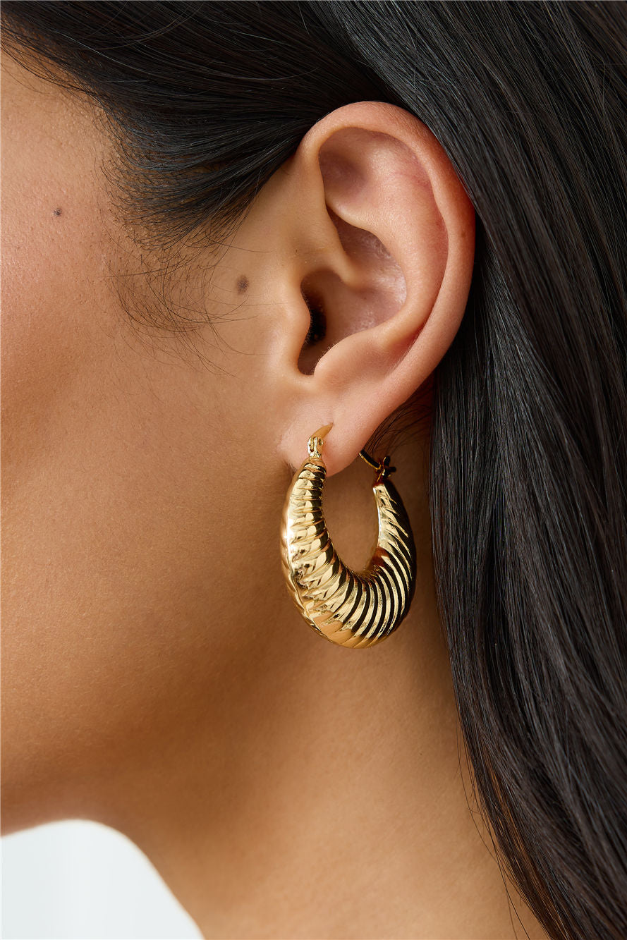 Main Muse Earrings Gold