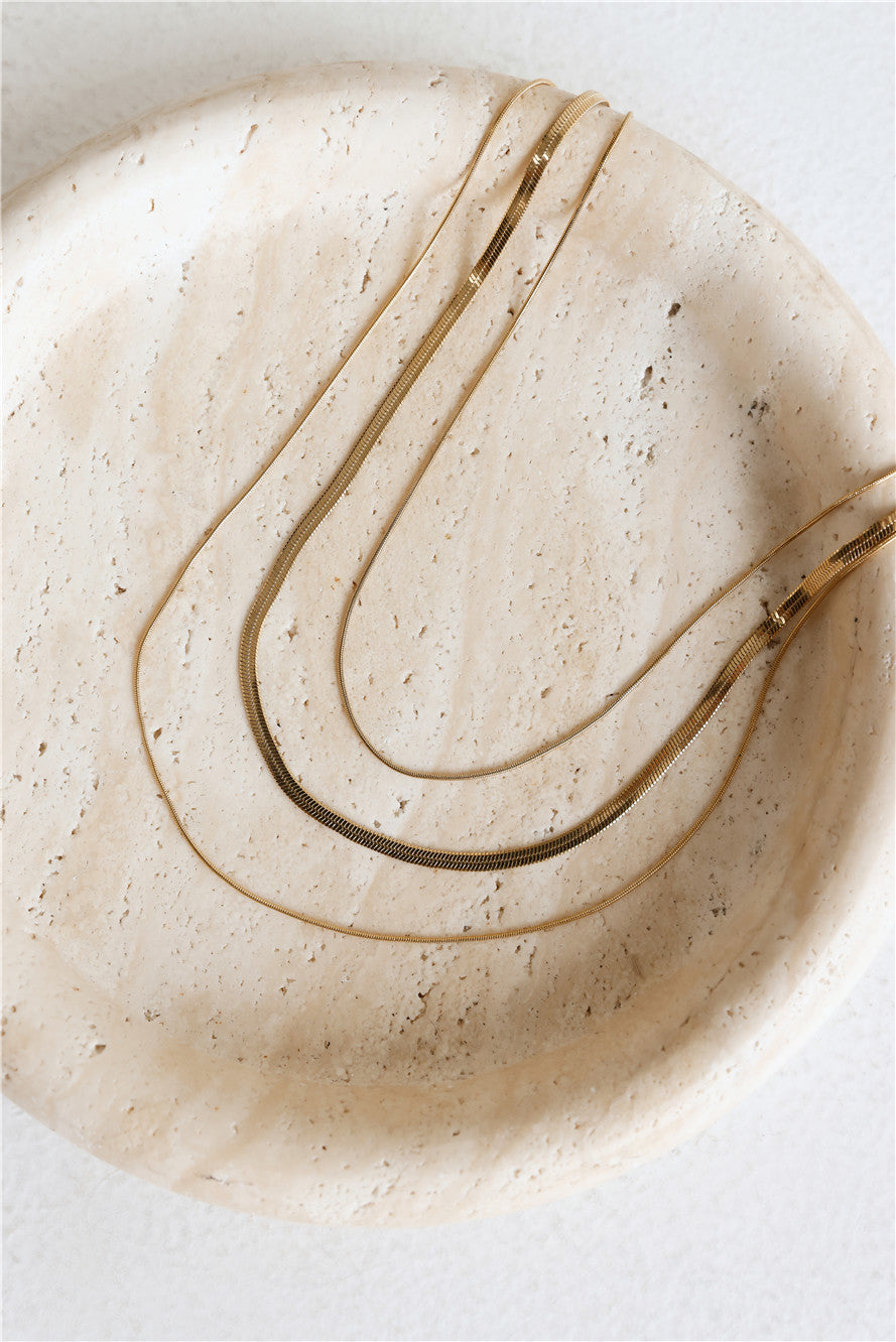 Simple Things Necklace Gold