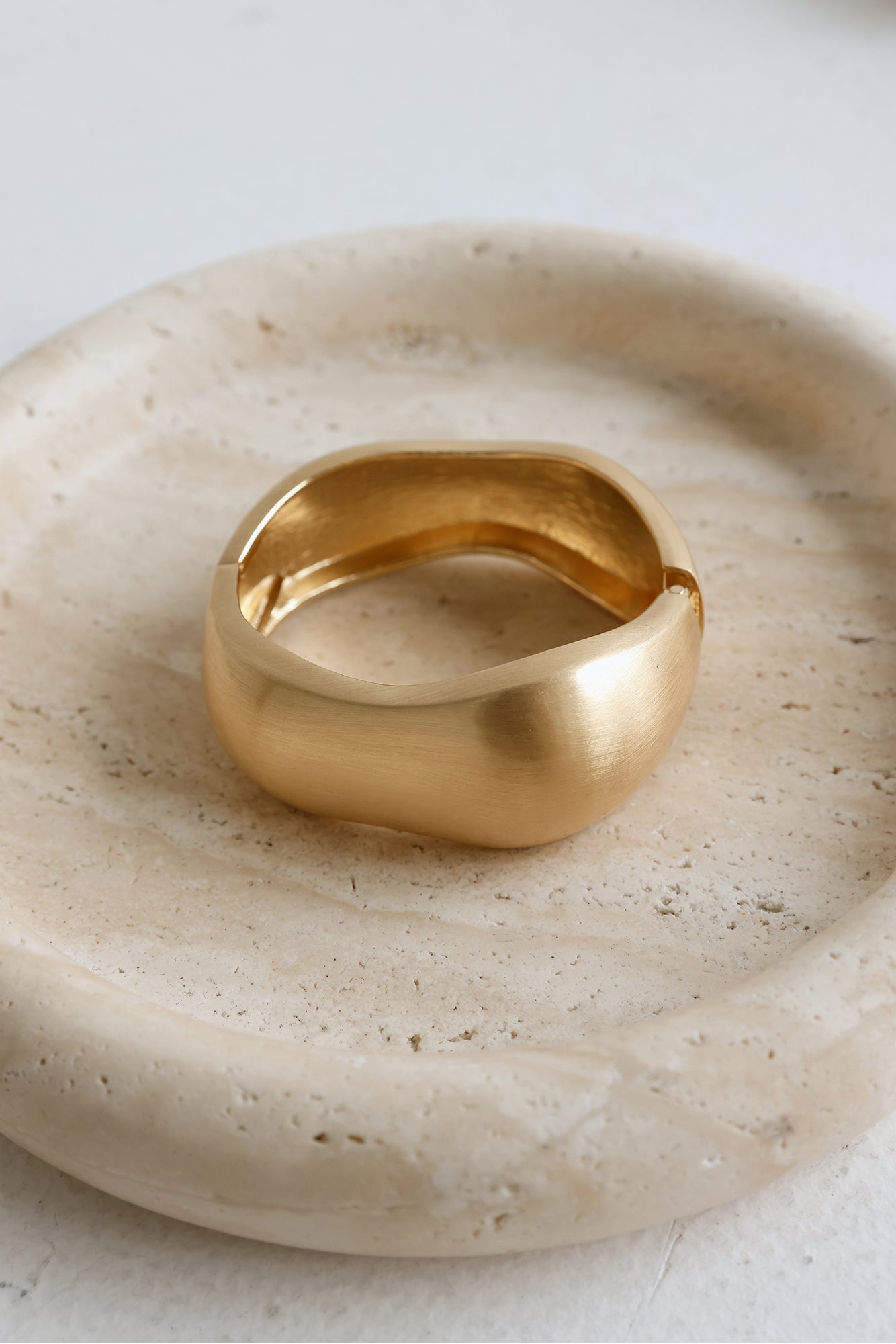Pure Luxe Bangle Gold